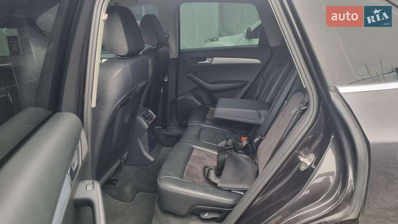 Позашляховик / Кросовер Audi Q5 2012 в Луцьку фото 12 Позашляховик / Кросовер Audi Q5 2012 в Луцьку