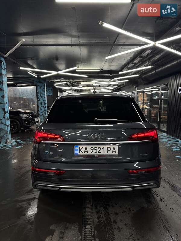 Внедорожник / Кроссовер Audi Q5 2020 в Киеве
