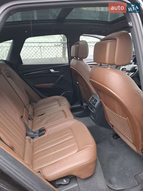 Внедорожник / Кроссовер Audi Q5 2018 в Ивано-Франковске