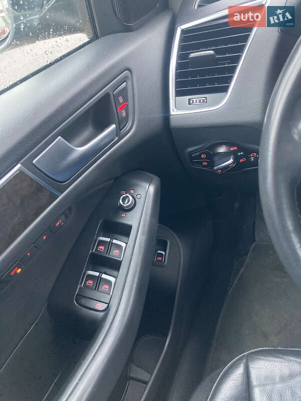 Позашляховик / Кросовер Audi Q5 2014 в Луцьку