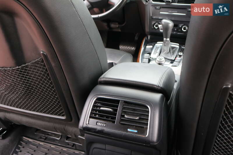 Позашляховик / Кросовер Audi Q5 2011 в Києві фото 15 Позашляховик / Кросовер Audi Q5 2011 в Києві