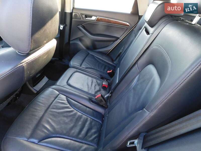 Внедорожник / Кроссовер Audi Q5 2014 в Полтаве