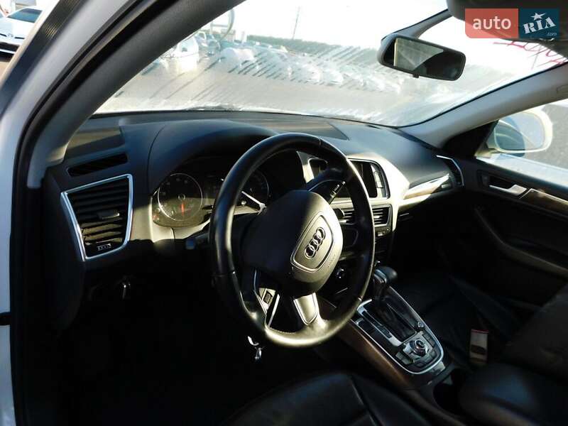 Внедорожник / Кроссовер Audi Q5 2014 в Полтаве