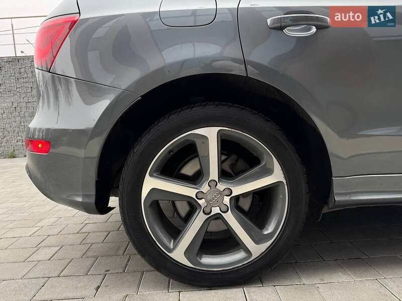 Позашляховик / Кросовер Audi Q5 2015 в Луцьку фото 6 Позашляховик / Кросовер Audi Q5 2015 в Луцьку