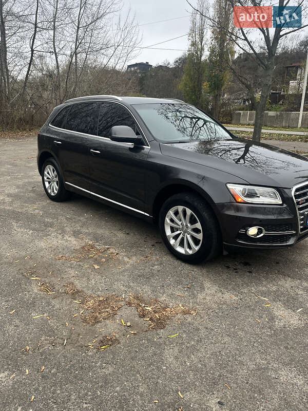 Позашляховик / Кросовер Audi Q5 2015 в Черкасах