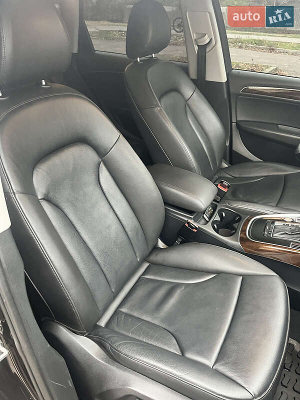 Позашляховик / Кросовер Audi Q5 2015 в Черкасах