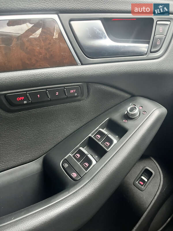 Позашляховик / Кросовер Audi Q5 2015 в Черкасах