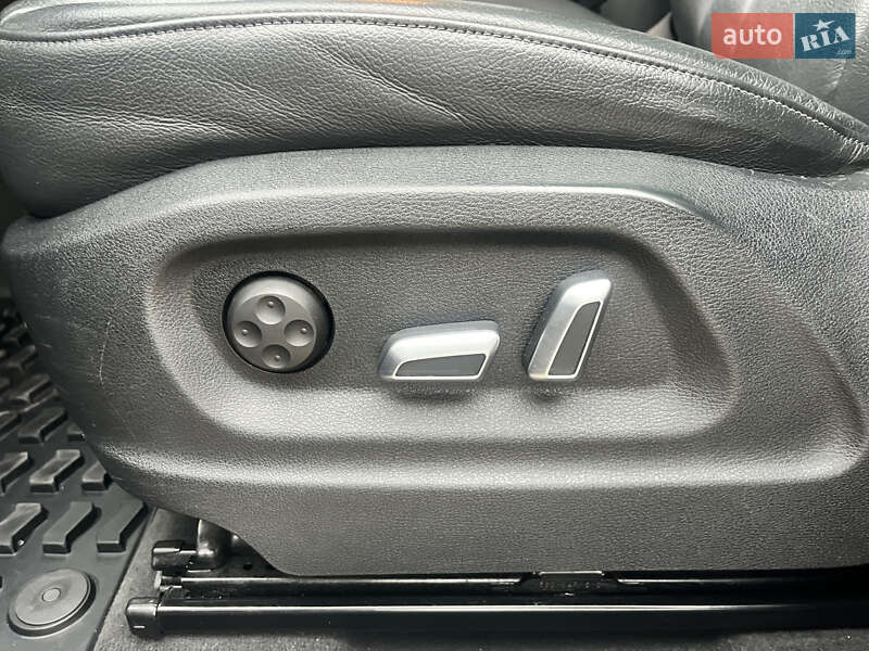 Позашляховик / Кросовер Audi Q5 2015 в Черкасах