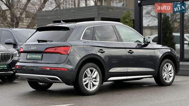 Позашляховик / Кросовер Audi Q5 2019 в Києві фото 7 Позашляховик / Кросовер Audi Q5 2019 в Києві