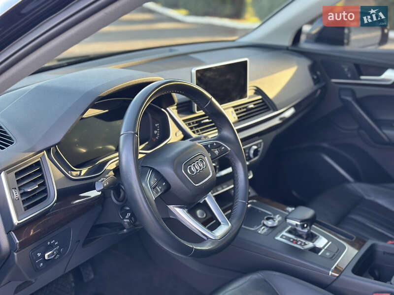 Позашляховик / Кросовер Audi Q5 2018 в Дубні фото 34 Позашляховик / Кросовер Audi Q5 2018 в Дубні