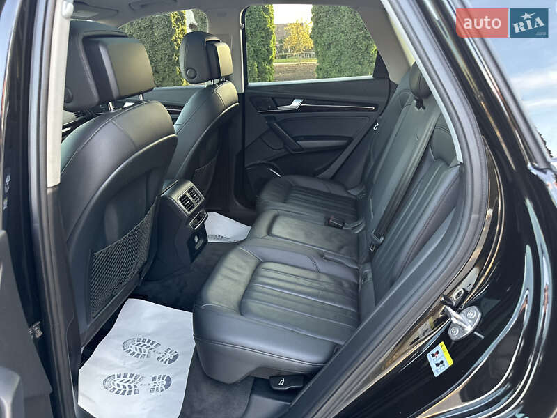 Позашляховик / Кросовер Audi Q5 2018 в Дубні фото 40 Позашляховик / Кросовер Audi Q5 2018 в Дубні