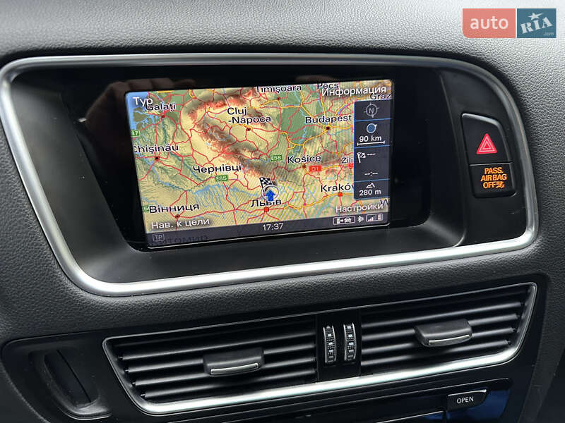 Внедорожник / Кроссовер Audi Q5 2015 в Львове