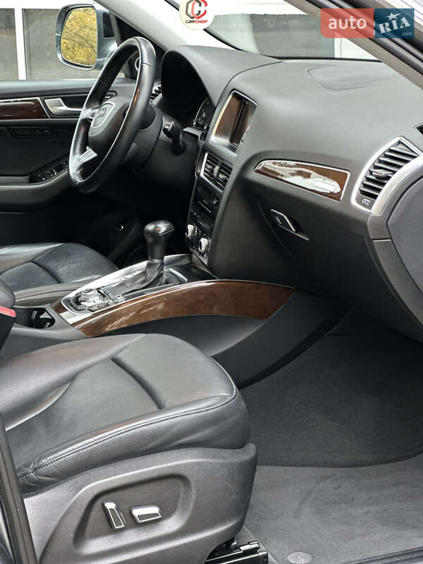 Внедорожник / Кроссовер Audi Q5 2015 в Львове