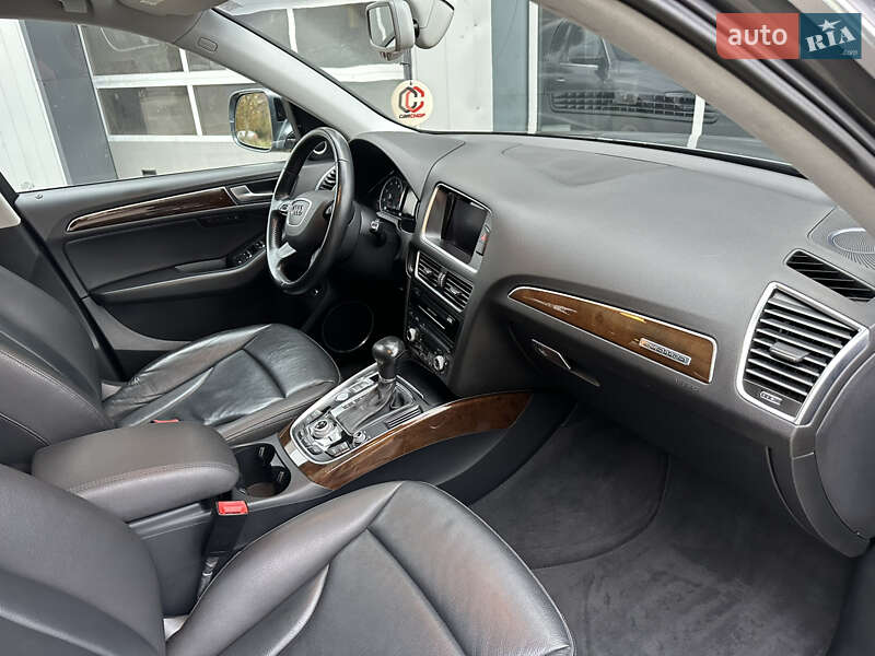 Внедорожник / Кроссовер Audi Q5 2015 в Львове