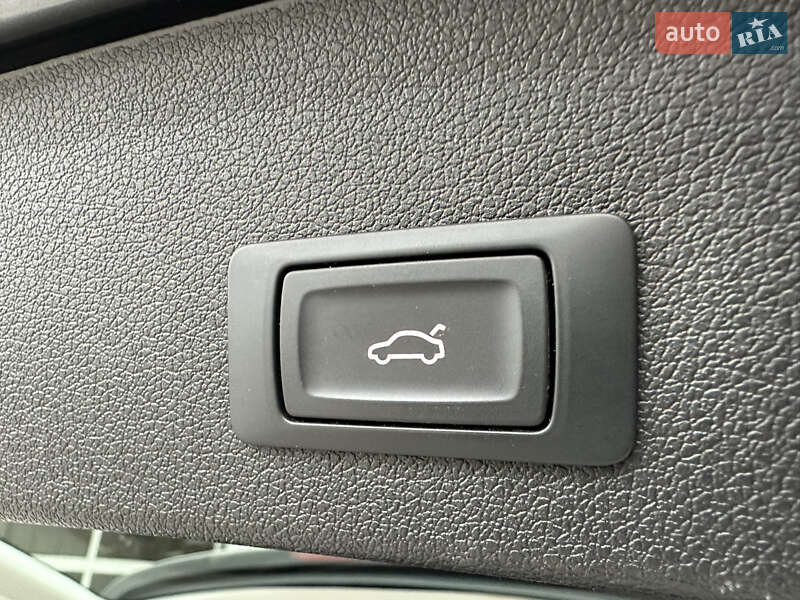 Внедорожник / Кроссовер Audi Q5 2015 в Львове