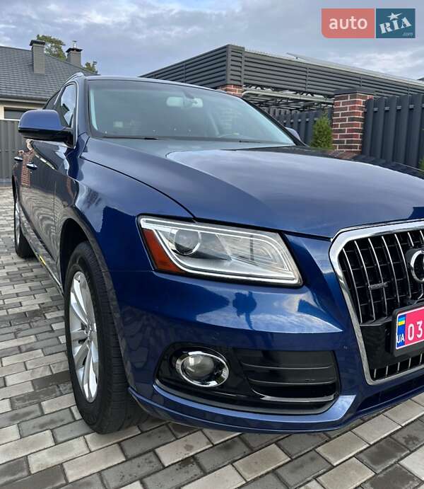 Позашляховик / Кросовер Audi Q5 2015 в Києві