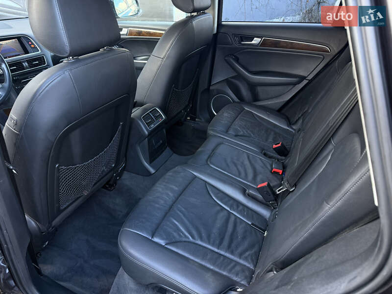 Позашляховик / Кросовер Audi Q5 2015 в Стрию