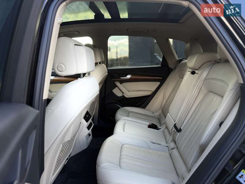 Позашляховик / Кросовер Audi Q5 2021 в Львові