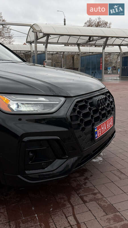 Позашляховик / Кросовер Audi Q5 2020 в Рівному