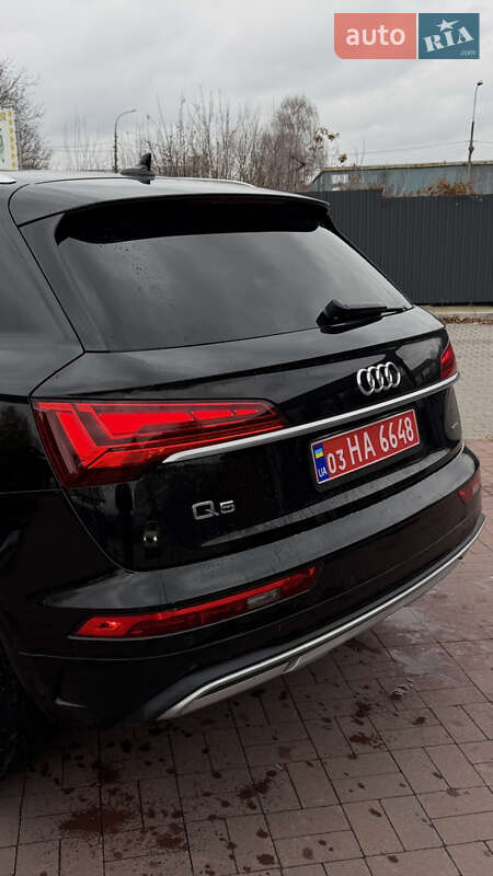 Позашляховик / Кросовер Audi Q5 2020 в Рівному