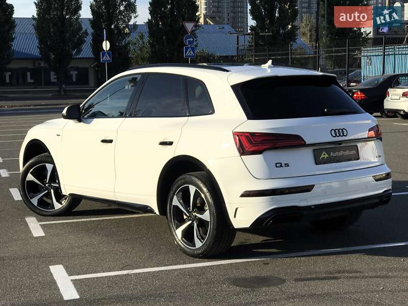 Позашляховик / Кросовер Audi Q5 2022 в Києві фото 8 Позашляховик / Кросовер Audi Q5 2022 в Києві