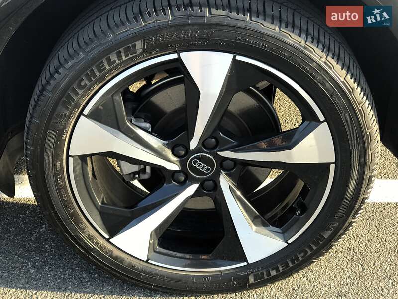 Позашляховик / Кросовер Audi Q5 2022 в Києві фото 19 Позашляховик / Кросовер Audi Q5 2022 в Києві