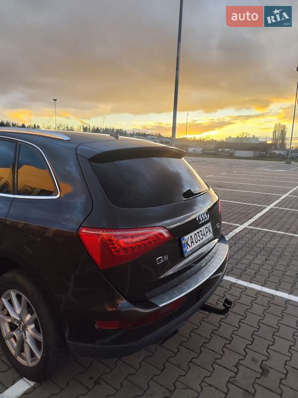 Позашляховик / Кросовер Audi Q5 2011 в Києві