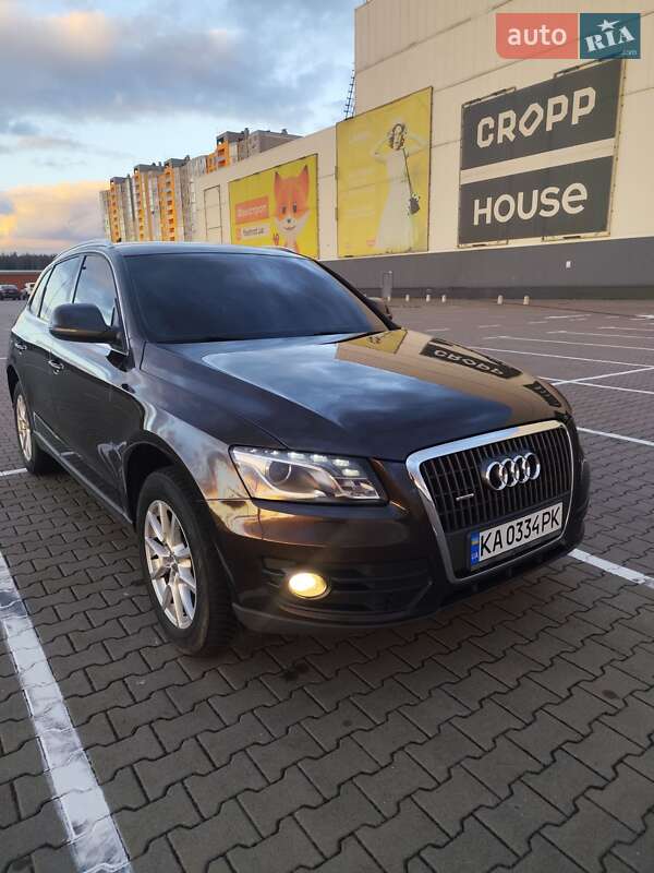 Позашляховик / Кросовер Audi Q5 2011 в Києві