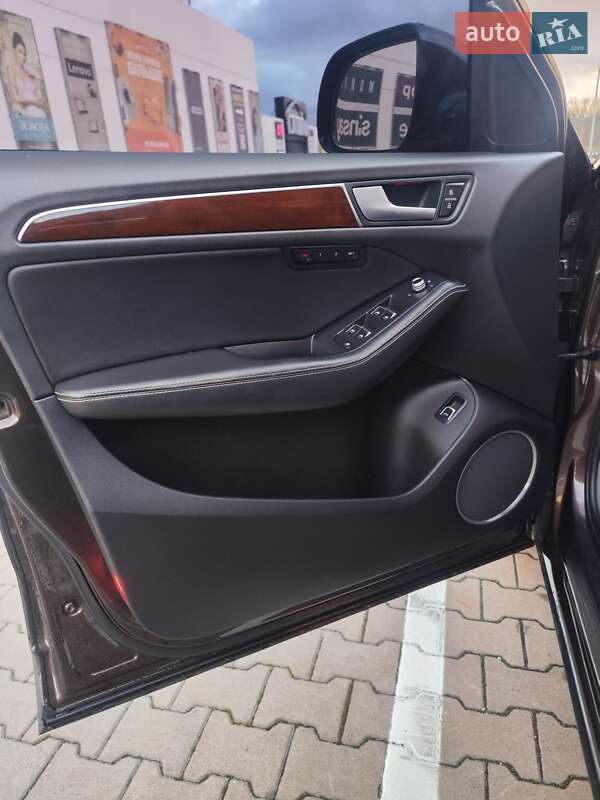 Позашляховик / Кросовер Audi Q5 2011 в Києві