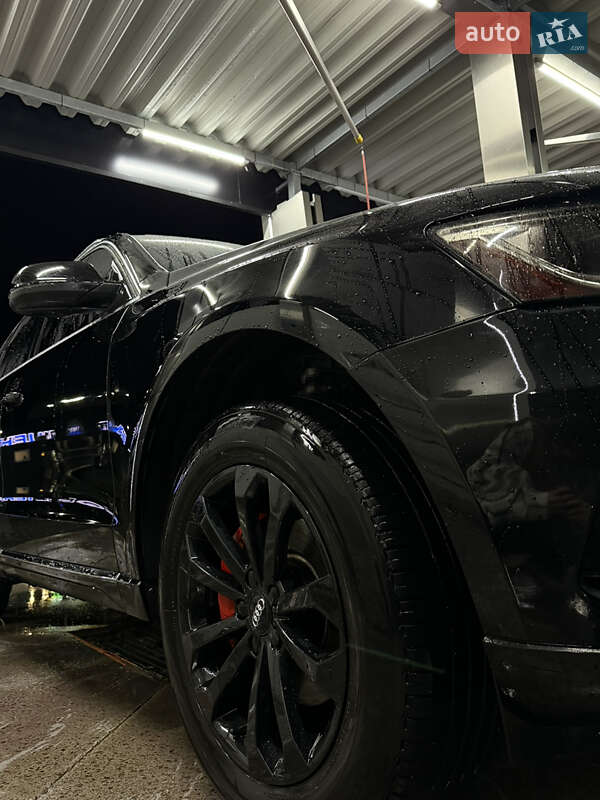 Внедорожник / Кроссовер Audi Q5 2013 в Ровно