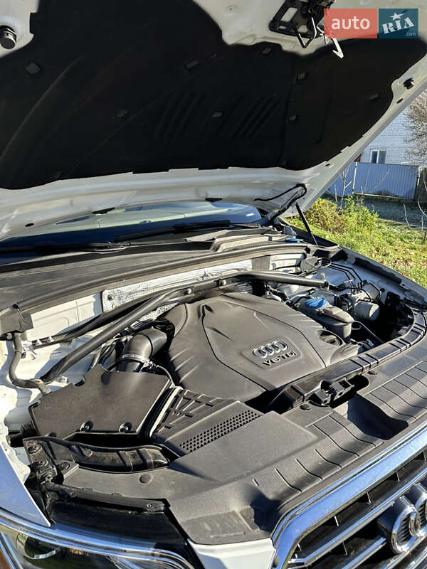 Позашляховик / Кросовер Audi Q5 2015 в Києві фото 9 Позашляховик / Кросовер Audi Q5 2015 в Києві