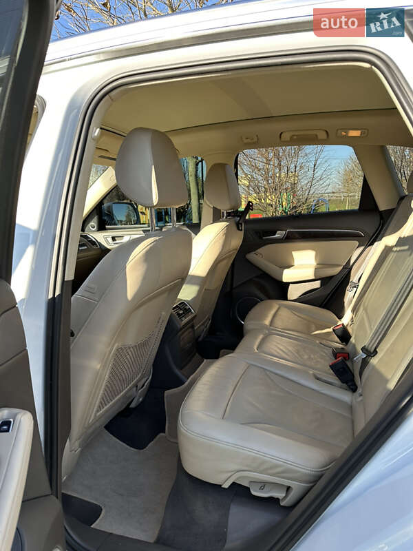 Позашляховик / Кросовер Audi Q5 2015 в Києві фото 31 Позашляховик / Кросовер Audi Q5 2015 в Києві