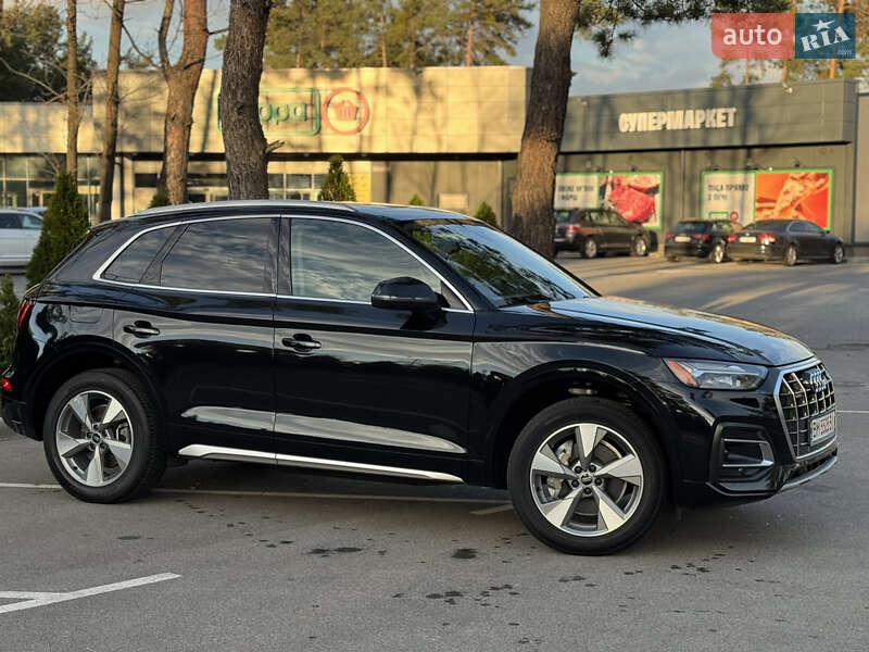 Внедорожник / Кроссовер Audi Q5 2023 в Киеве