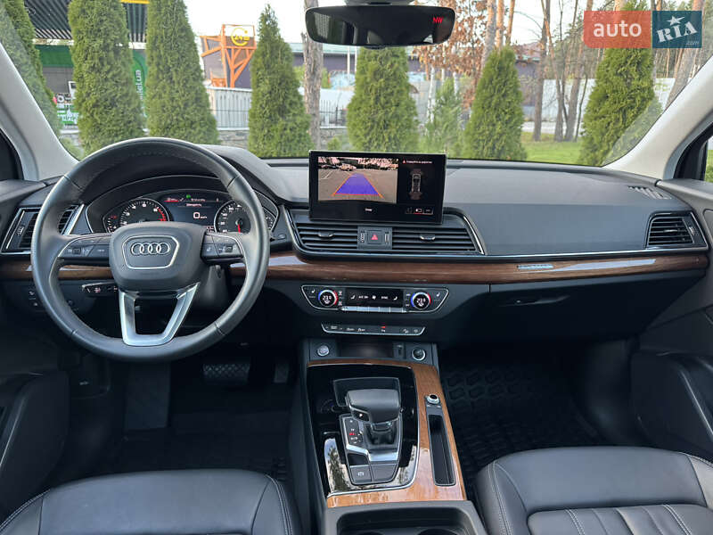 Внедорожник / Кроссовер Audi Q5 2023 в Киеве