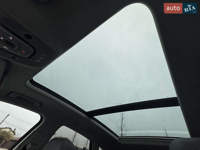 Позашляховик / Кросовер Audi Q5 2019 в Києві