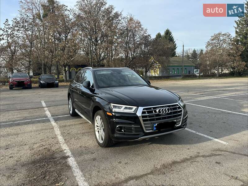 Позашляховик / Кросовер Audi Q5 2018 в Києві