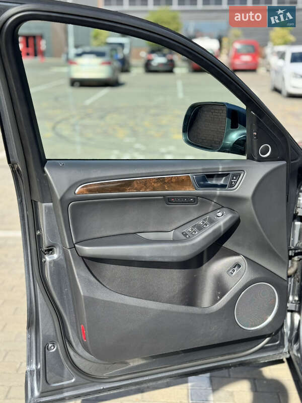 Позашляховик / Кросовер Audi Q5 2015 в Луцьку фото 10 Позашляховик / Кросовер Audi Q5 2015 в Луцьку