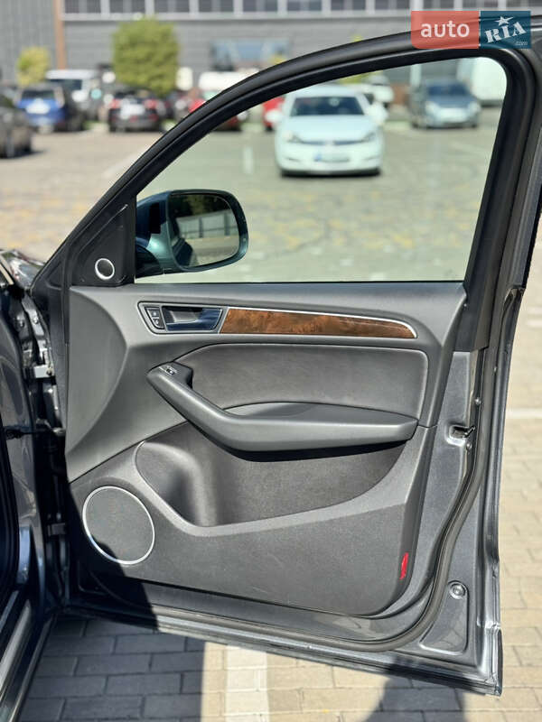 Позашляховик / Кросовер Audi Q5 2015 в Луцьку фото 16 Позашляховик / Кросовер Audi Q5 2015 в Луцьку