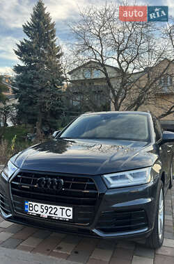 Внедорожник / Кроссовер Audi Q5 2019 в Львове