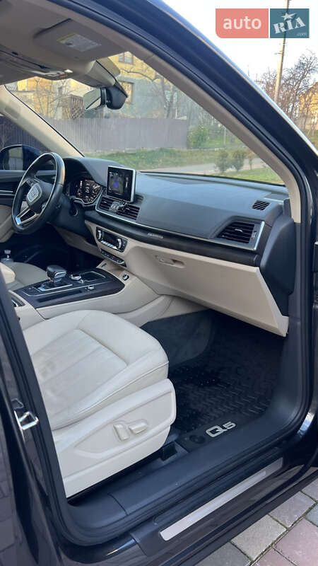 Позашляховик / Кросовер Audi Q5 2019 в Львові