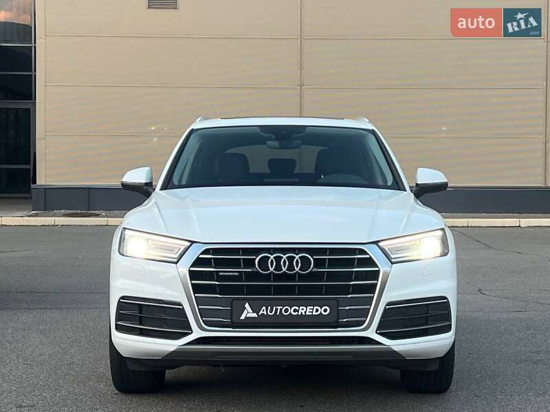 Позашляховик / Кросовер Audi Q5 2017 в Києві