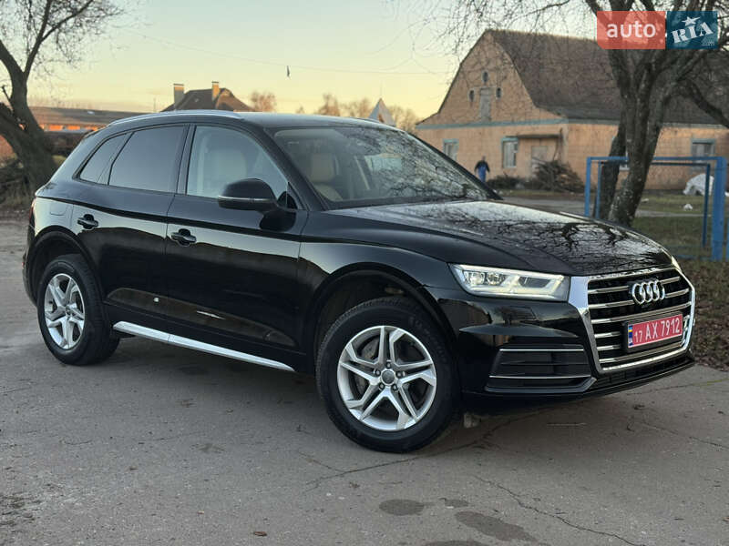 Позашляховик / Кросовер Audi Q5 2018 в Лубнах фото 13 Позашляховик / Кросовер Audi Q5 2018 в Лубнах