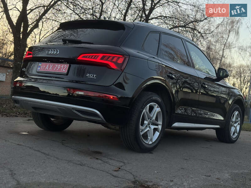 Позашляховик / Кросовер Audi Q5 2018 в Лубнах фото 40 Позашляховик / Кросовер Audi Q5 2018 в Лубнах