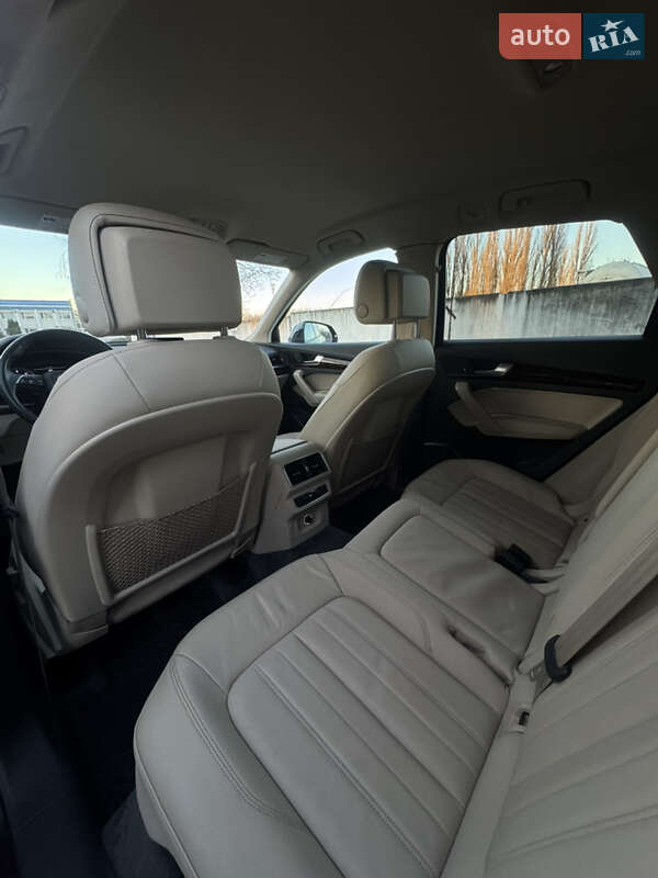 Позашляховик / Кросовер Audi Q5 2018 в Лубнах фото 58 Позашляховик / Кросовер Audi Q5 2018 в Лубнах