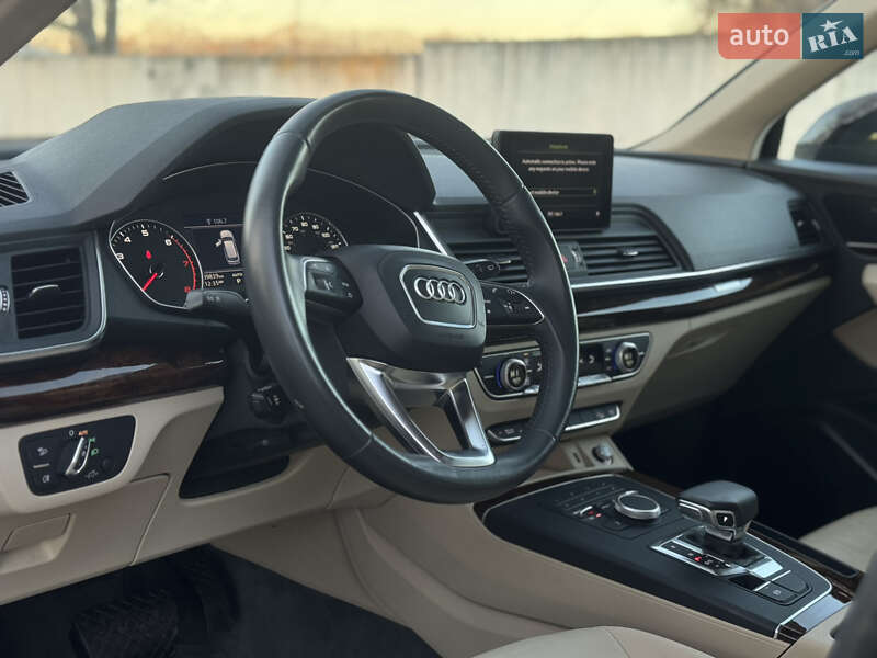 Позашляховик / Кросовер Audi Q5 2018 в Лубнах фото 62 Позашляховик / Кросовер Audi Q5 2018 в Лубнах