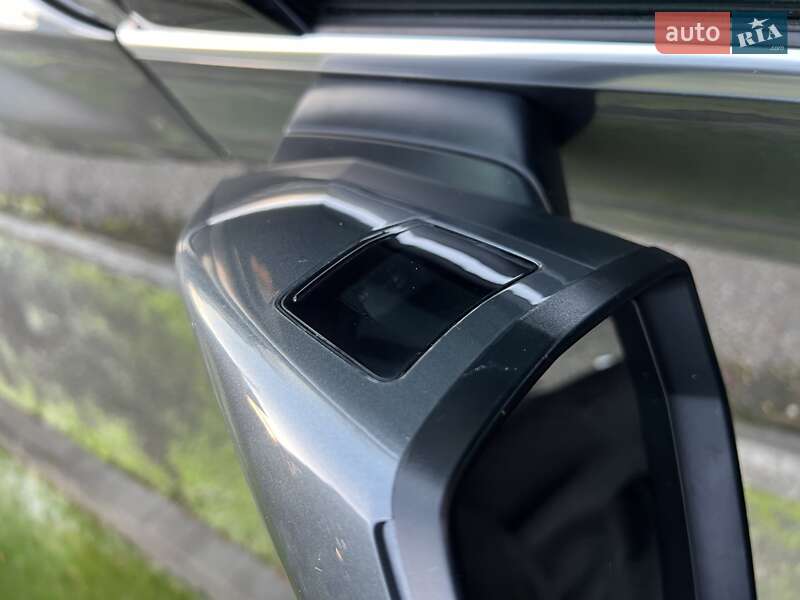 Позашляховик / Кросовер Audi Q5 2020 в Києві фото 10 Позашляховик / Кросовер Audi Q5 2020 в Києві