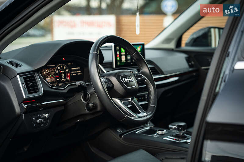 Внедорожник / Кроссовер Audi Q5 2018 в Черновцах