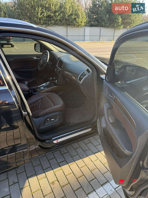 Позашляховик / Кросовер Audi Q5 2014 в Луцьку