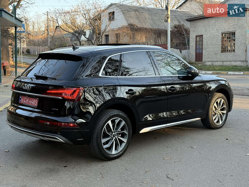 Позашляховик / Кросовер Audi Q5 2021 в Києві