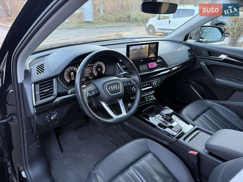 Позашляховик / Кросовер Audi Q5 2021 в Києві